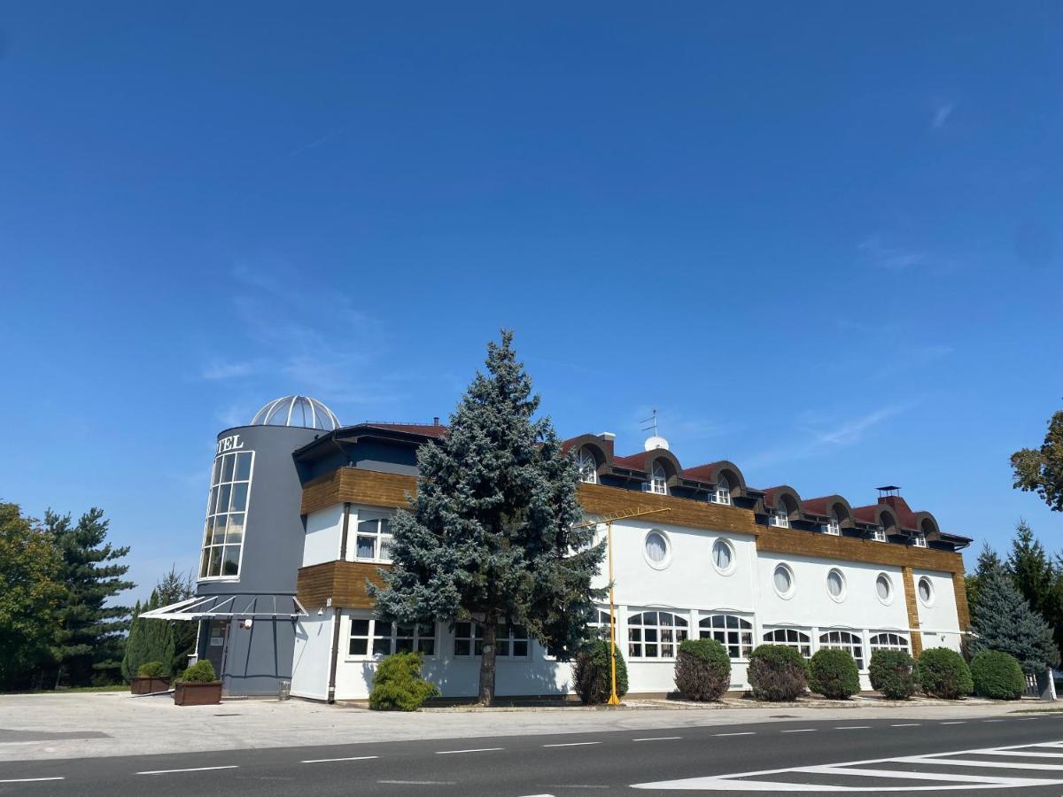 Hotel Lagus Gornji Kneginec Exterior foto